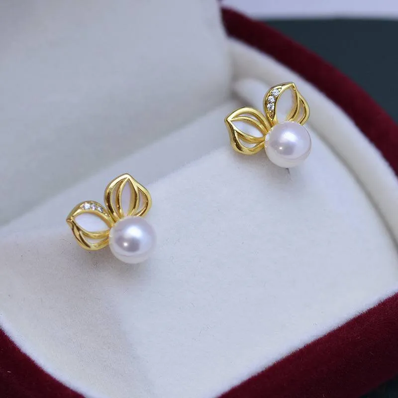 6-7mm Freshwater Pearl& Calista Earrings