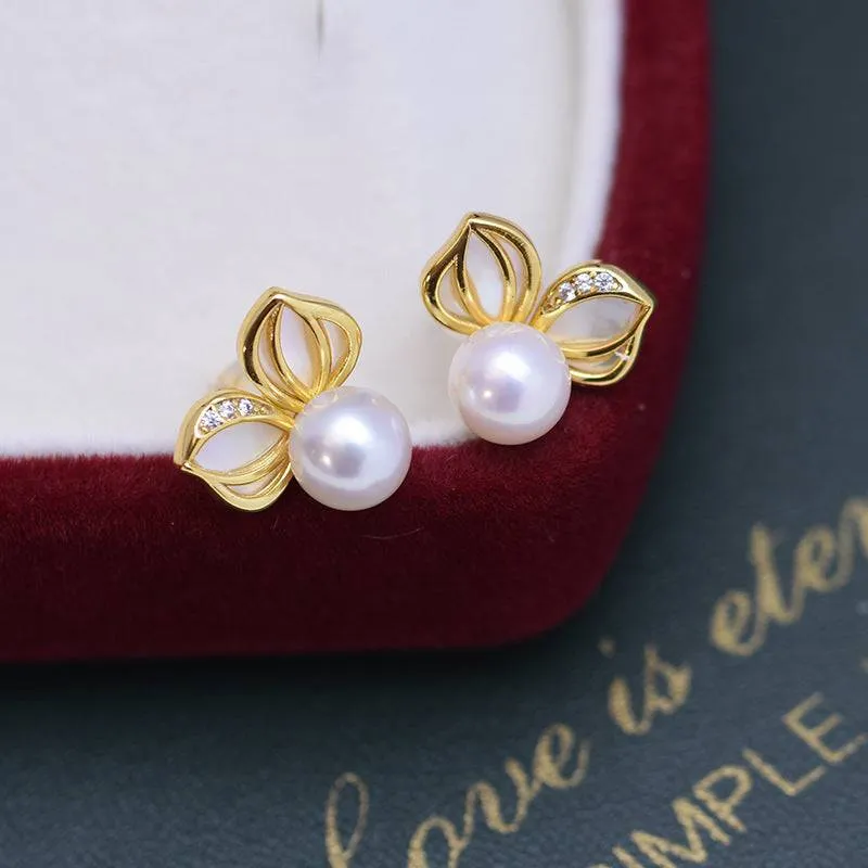 6-7mm Freshwater Pearl& Calista Earrings