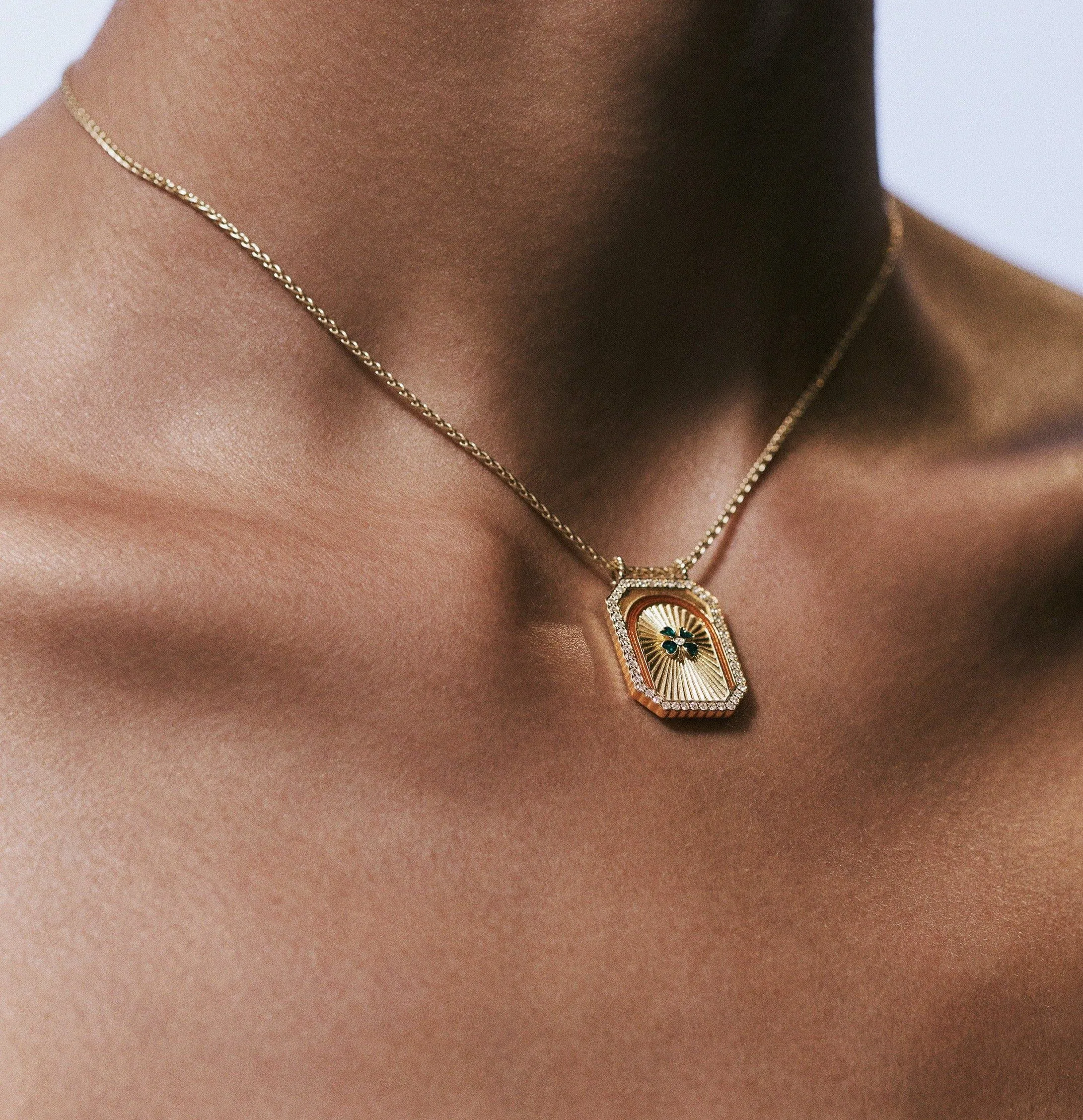 Clover mini scapular