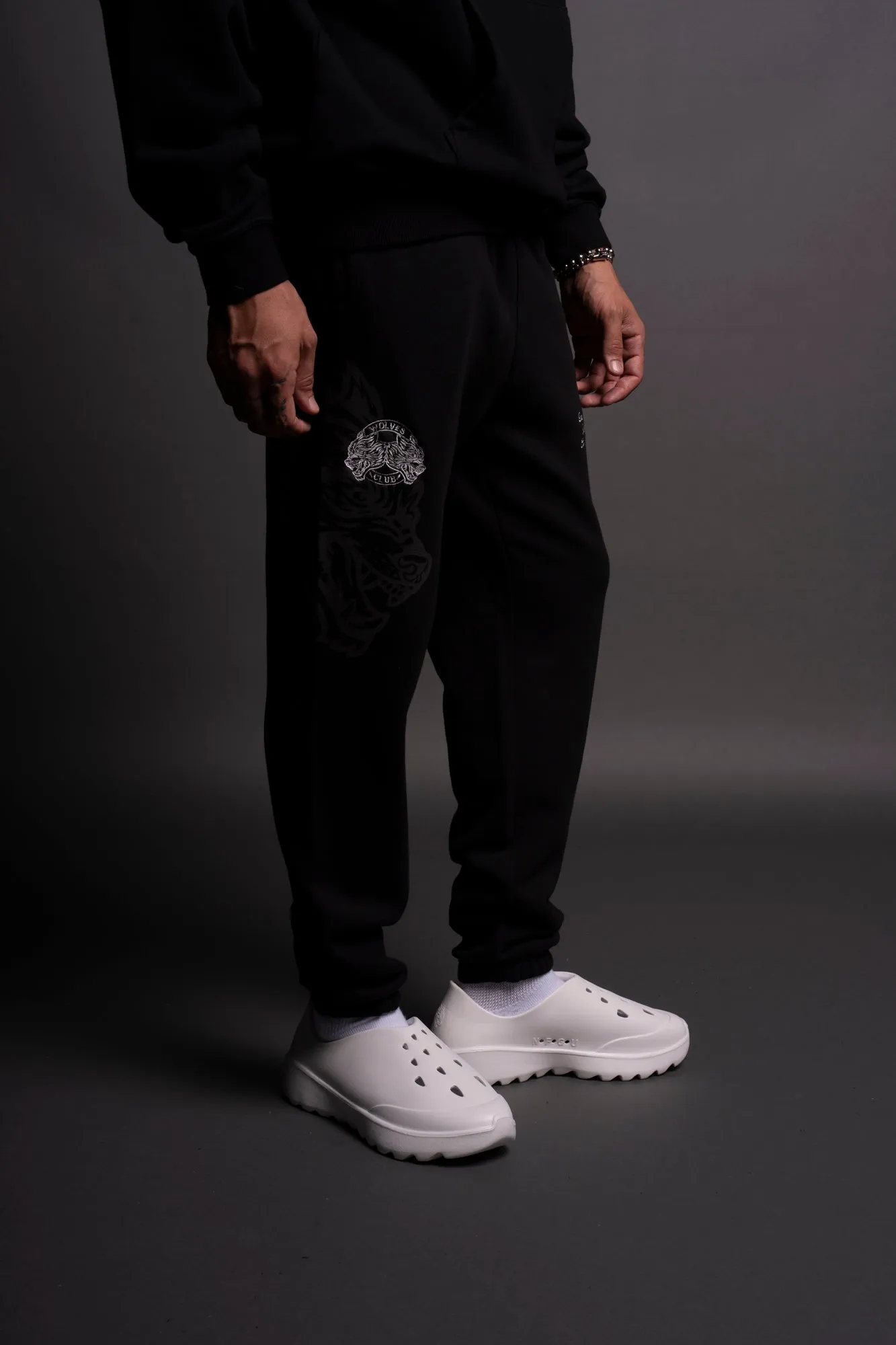 Loyalty Wolf Post Lounge Sweats in Black