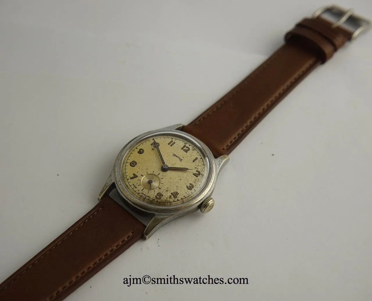 SMITHS EARLY PRE-HILLARY TYPE WRISTWATCH C 1951